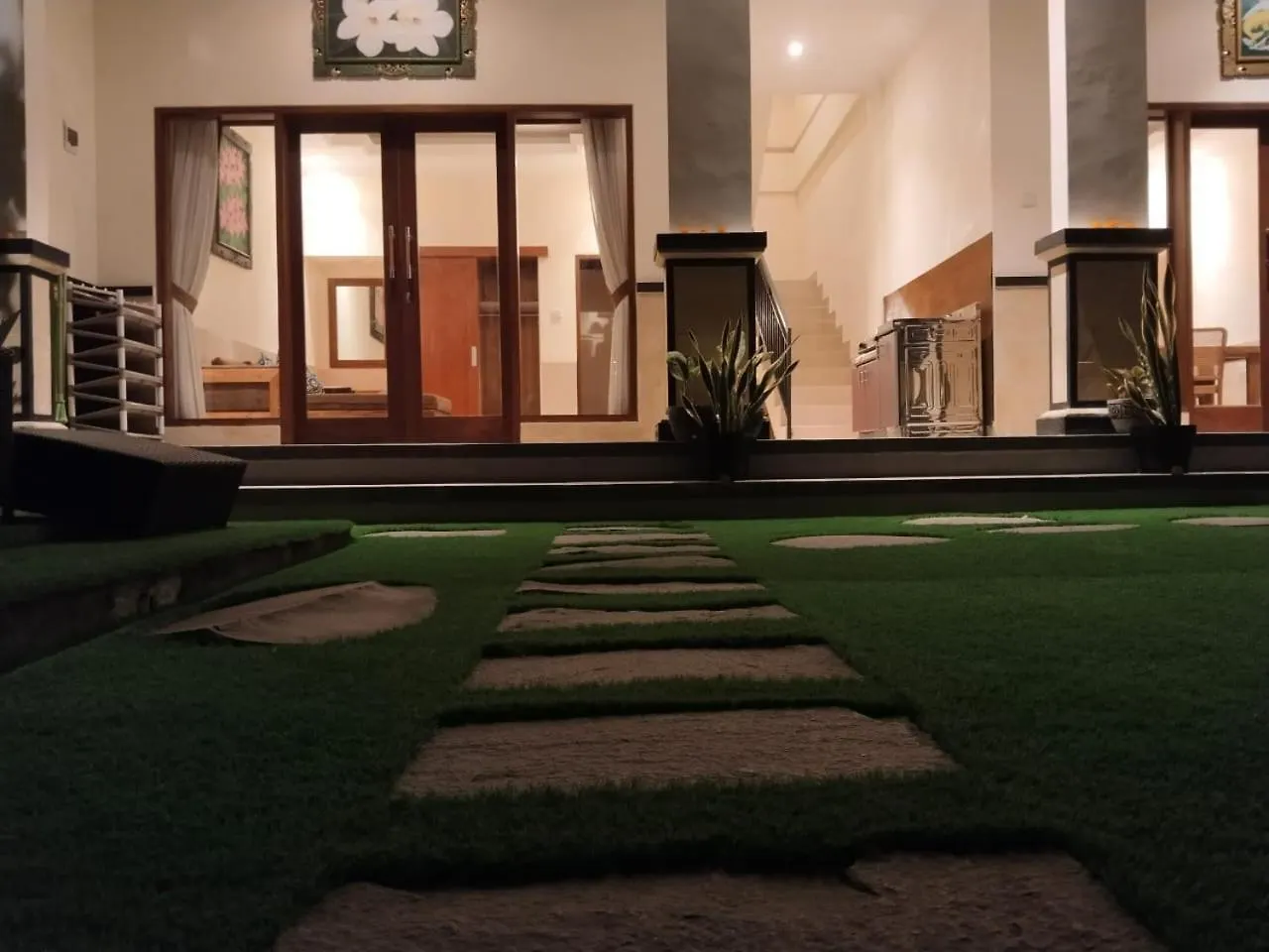 Danu House Ubud 0*, Ubud (Bali)